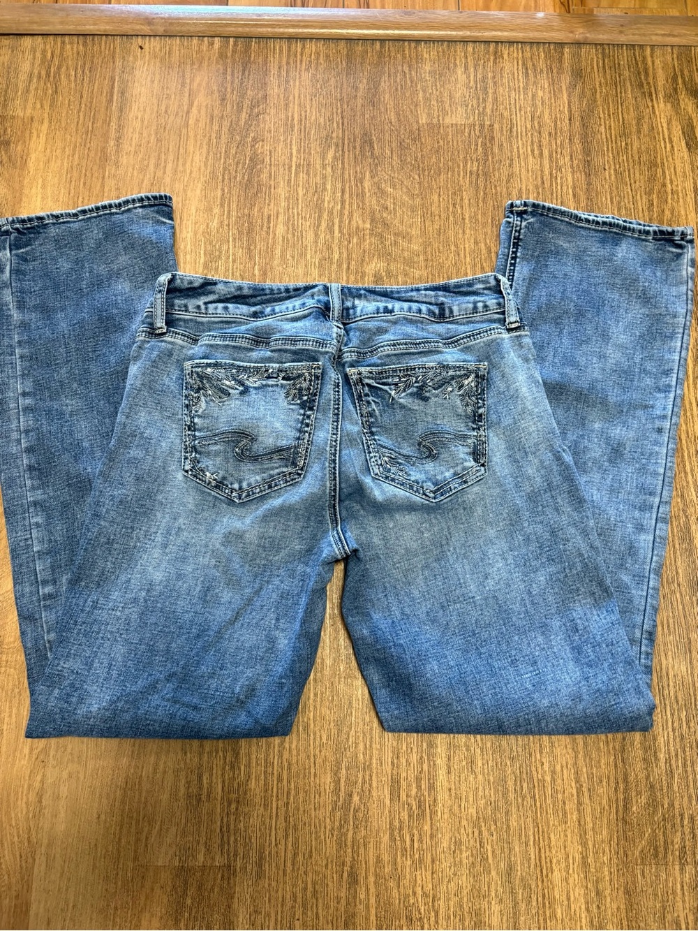 Silver Jeans Medium Blue Bootcut Jeans